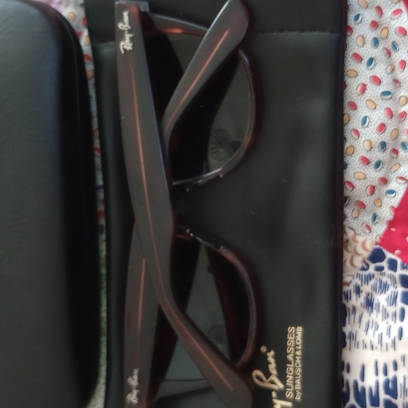 NWOT RAY-BAN Tortoise Shell WAYFARER Sunglasses - Picture 6 of 8